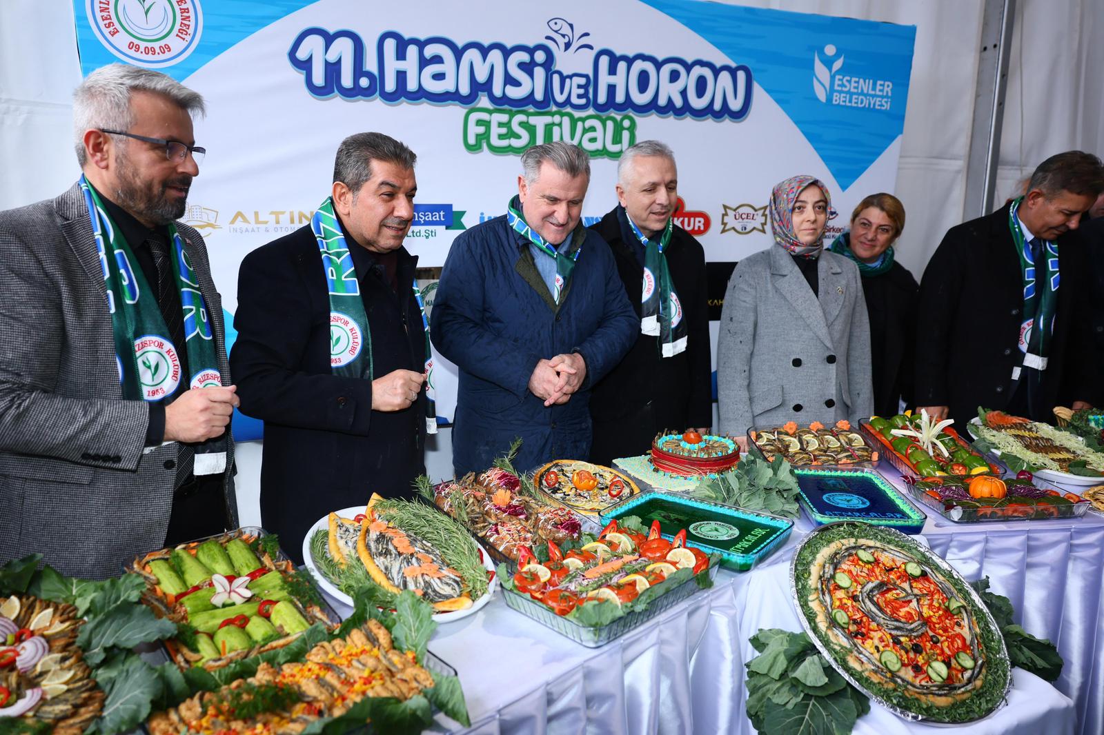 Esenler’de Hamsi ve Horon Coşkusu