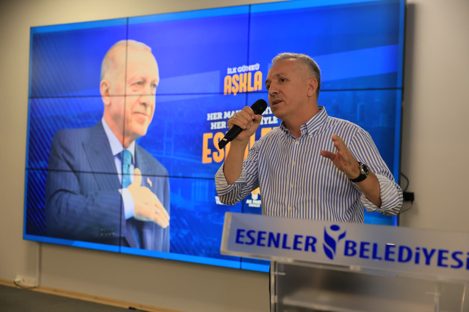 AK Parti’nin 24. Yılı Esenler’de Kurucular ve Teşkilatın Coşkulu Buluşması