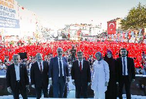 CUMHURBAŞKANIMIZ RECEP TAYYİP ERDOĞAN'I ESENLERDE BÜYÜK BİR ÇOŞKUYLA  AĞIRLADIK